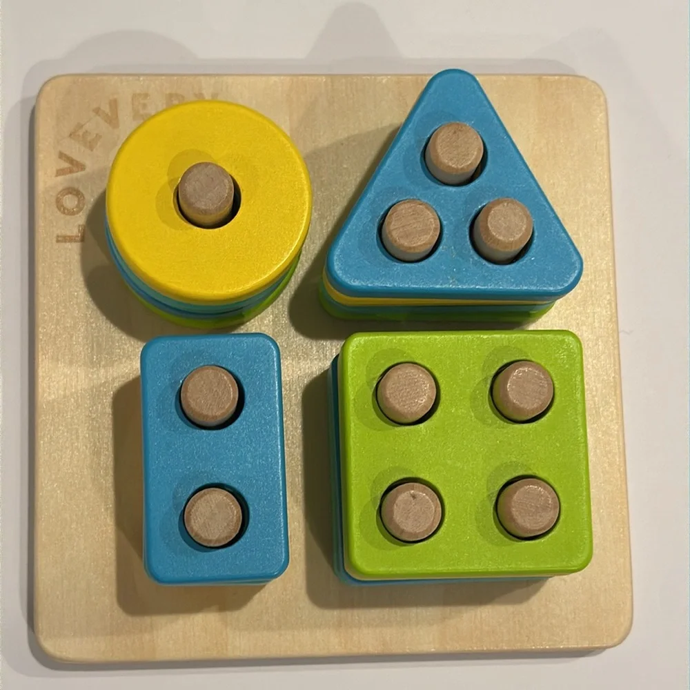 Lovevery Sort & Stack Peg Puzzle The‎ Enthusiast Play Kit Montessori wooden
